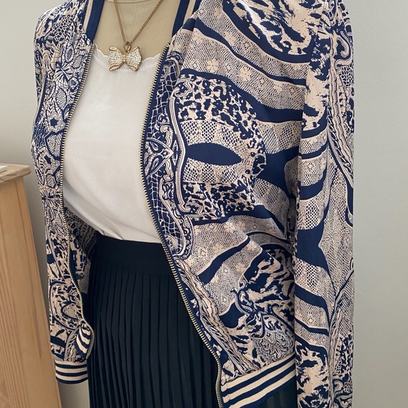 Women’s Lightweight printed satin bomber jacket - Picture 3 of 8